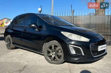 Хэтчбек Peugeot 308 2012 в Киеве
