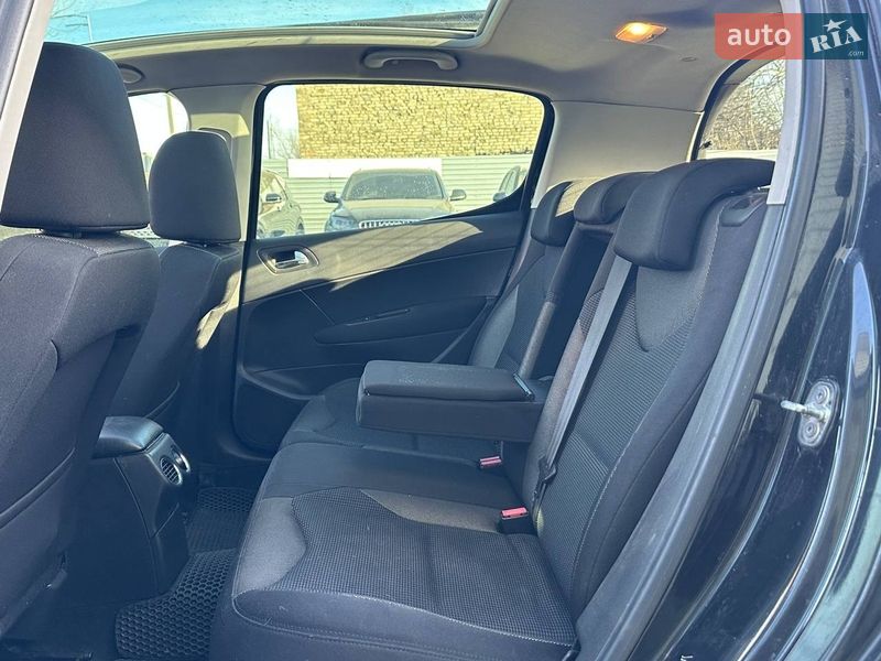 Хэтчбек Peugeot 308 2012 в Киеве