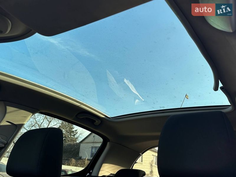 Хэтчбек Peugeot 308 2012 в Киеве