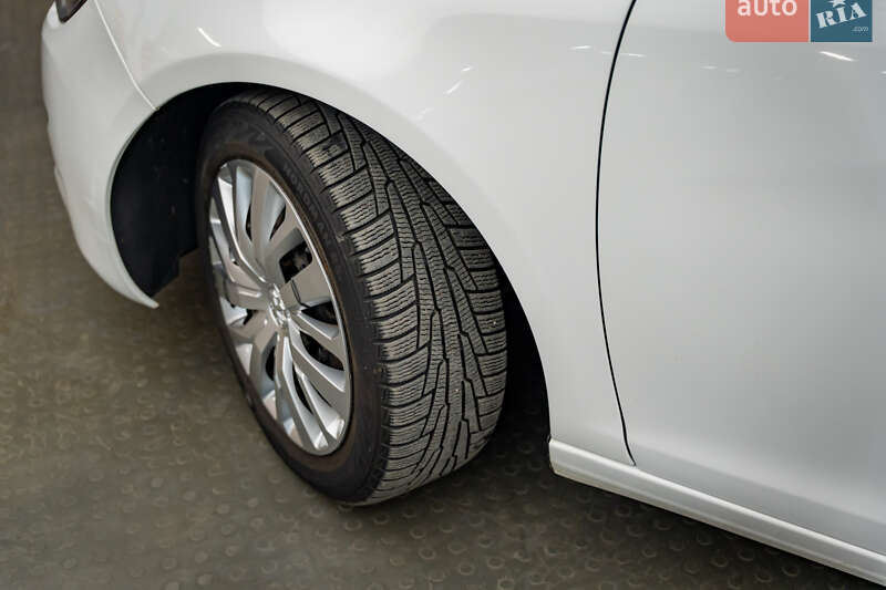 Хэтчбек Peugeot 308 2017 в Киеве