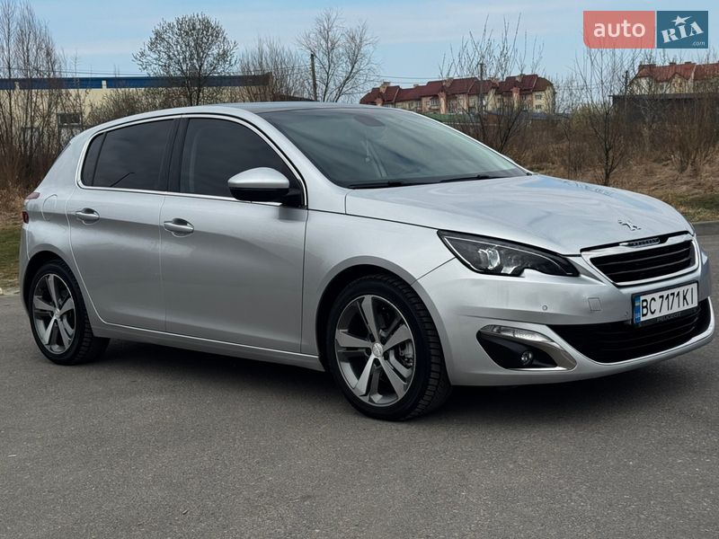 Хетчбек Peugeot 308 2014 в Дрогобичі