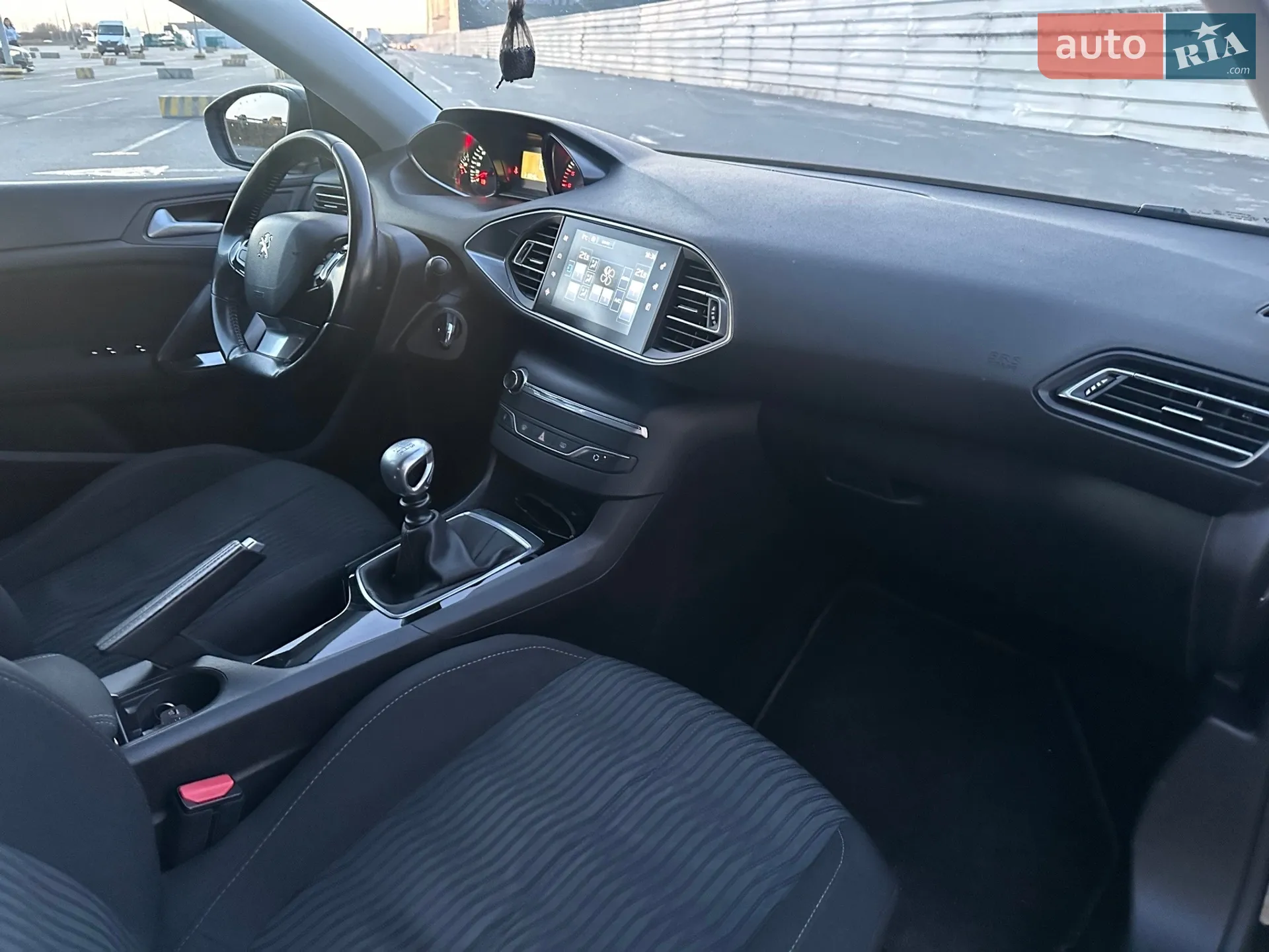 2015 Peugeot 308 - мініатюра 48