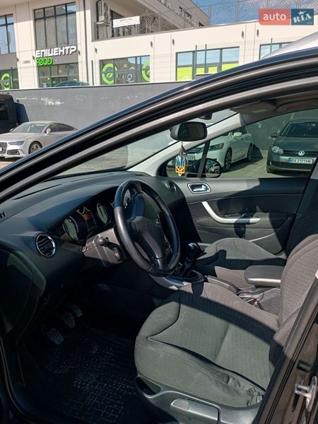 Универсал Peugeot 308 2010 в Хмельницком