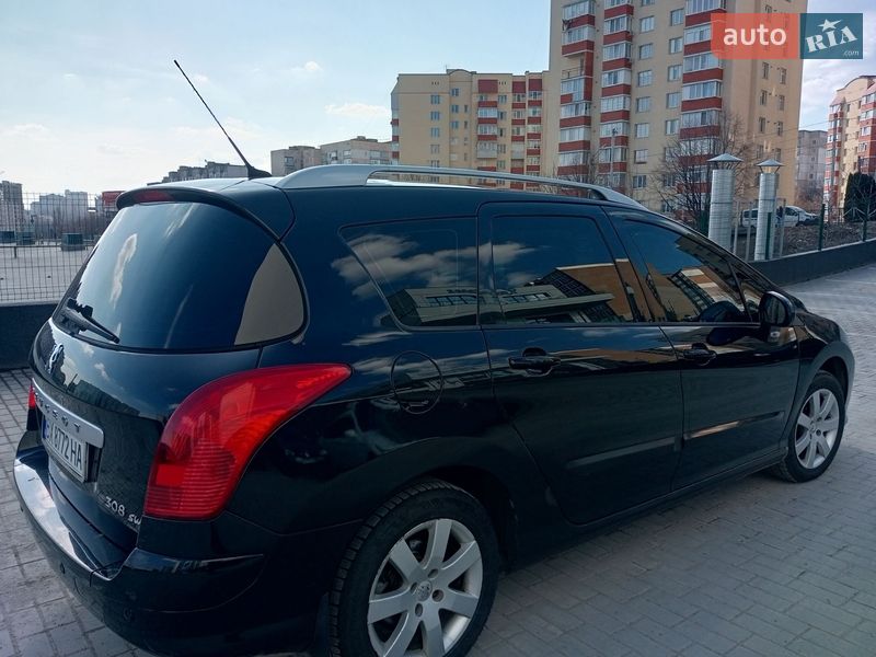 Универсал Peugeot 308 2010 в Хмельницком
