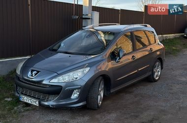 Универсал Peugeot 308 2011 в Львове