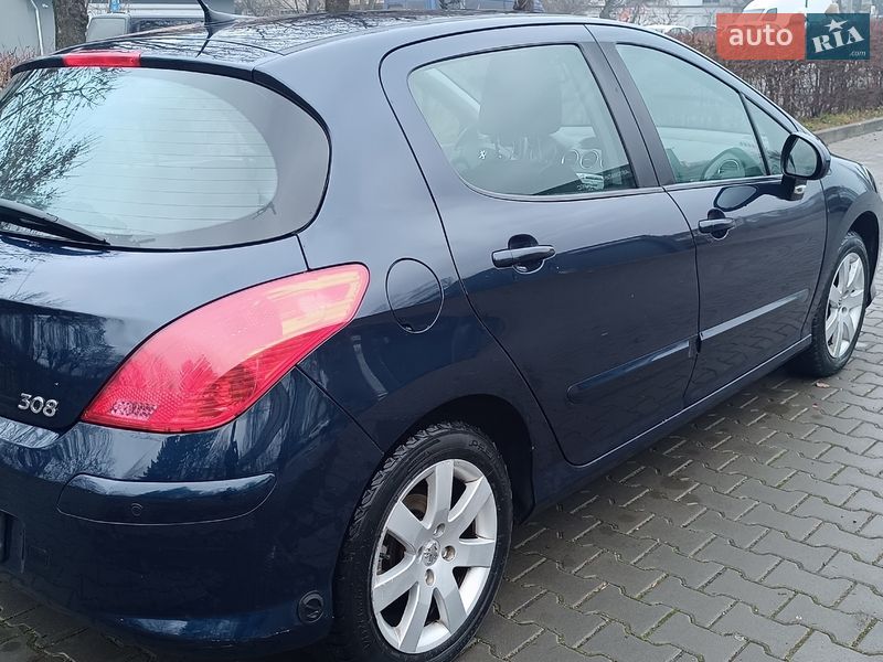 Хэтчбек Peugeot 308 2010 в Черновцах фото 3 Хэтчбек Peugeot 308 2010 в Черновцах