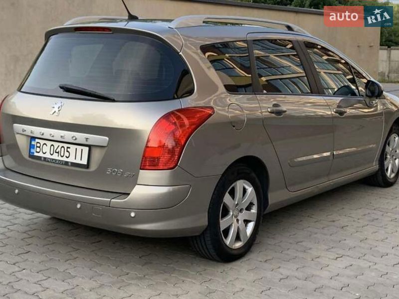 Универсал Peugeot 308 2010 в Львове