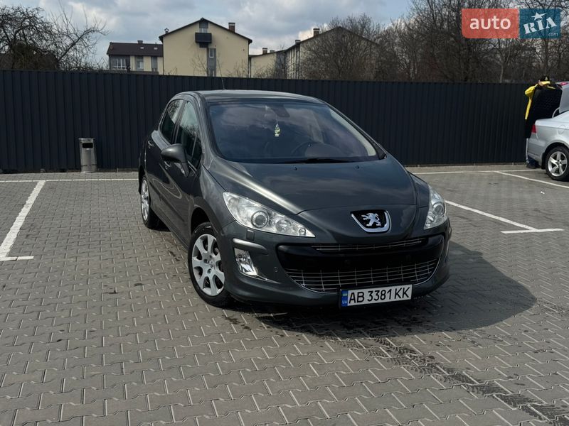 Хетчбек Peugeot 308 2008 в Вінниці