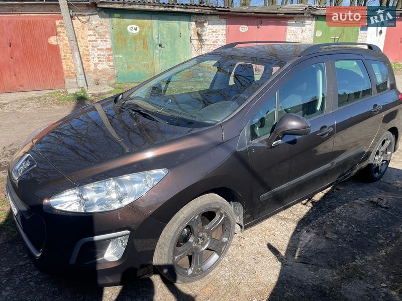 Peugeot 308 2012