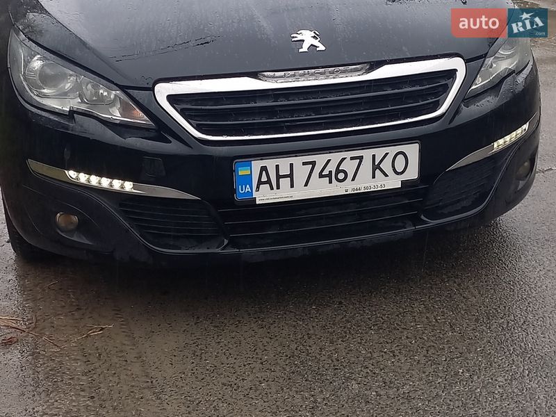 Хэтчбек Peugeot 308 2015 в Киеве