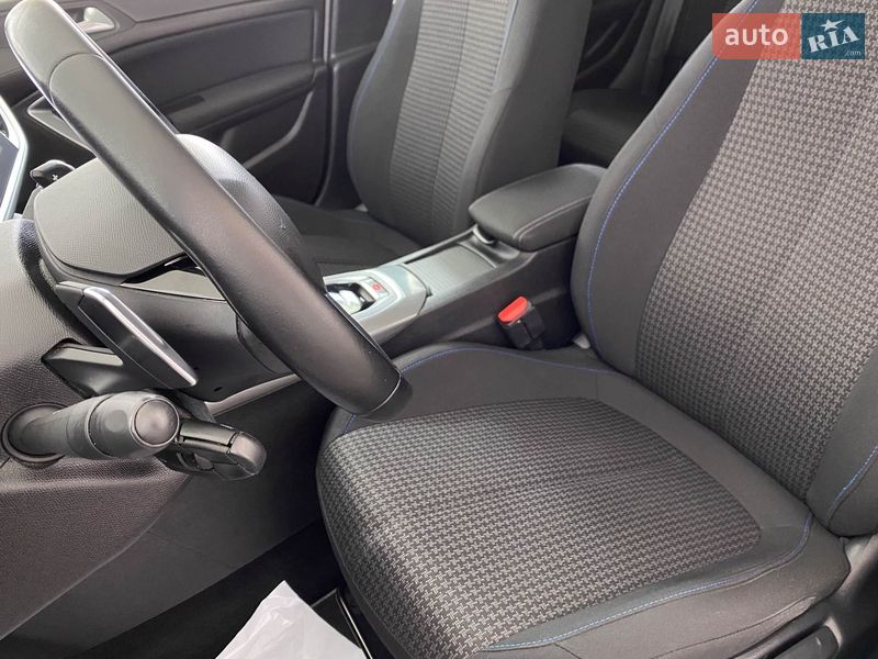 Универсал Peugeot 308 2019 в Львове