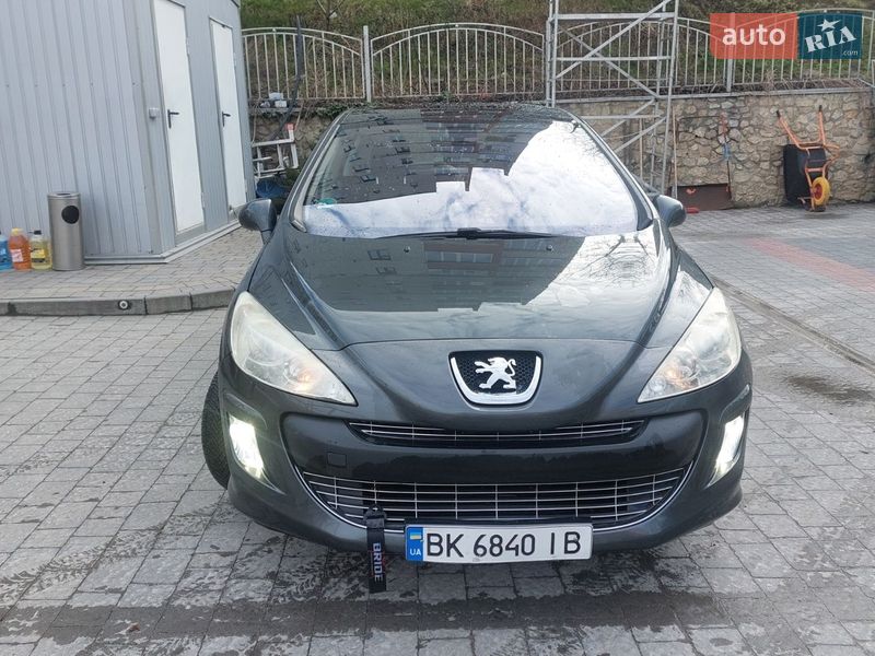Хэтчбек Peugeot 308 2009 в Тернополе