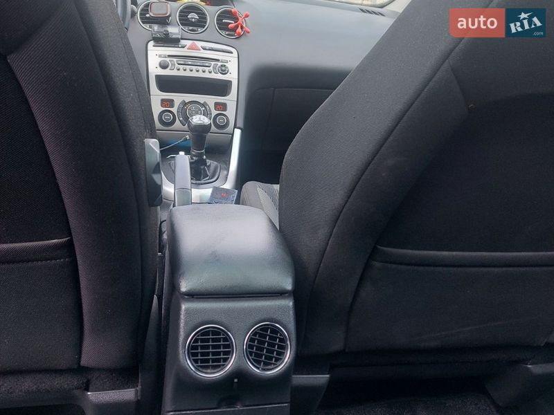 Хэтчбек Peugeot 308 2009 в Тернополе