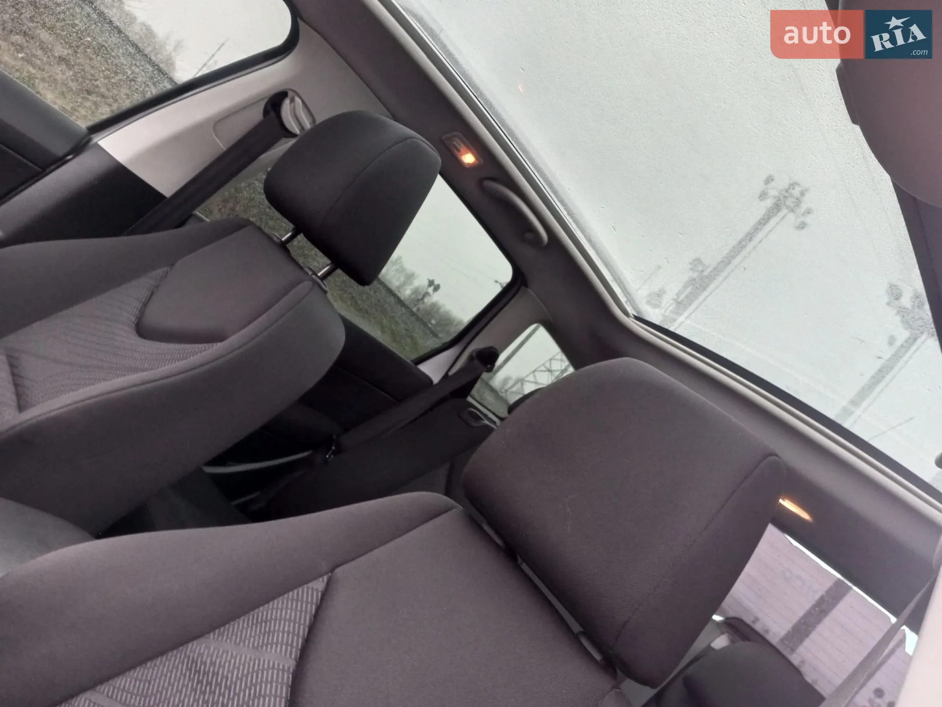 2012 Peugeot 308 - мініатюра 15