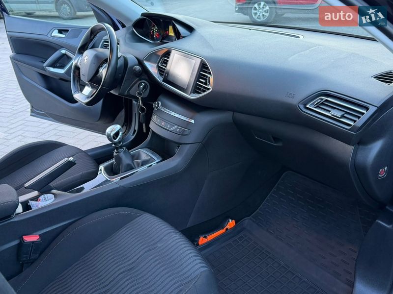 Универсал Peugeot 308 2015 в Житомире
