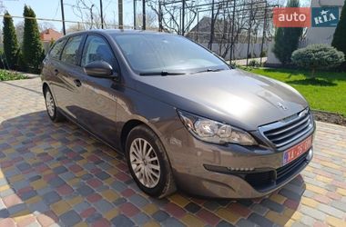Універсал Peugeot 308 2015 в Чернівцях