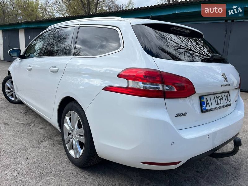 Універсал Peugeot 308 2014 в Києві