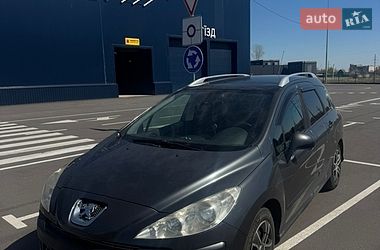Універсал Peugeot 308 2010 в Чернігові