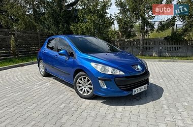 Хетчбек Peugeot 308 2010 в Тлумачі