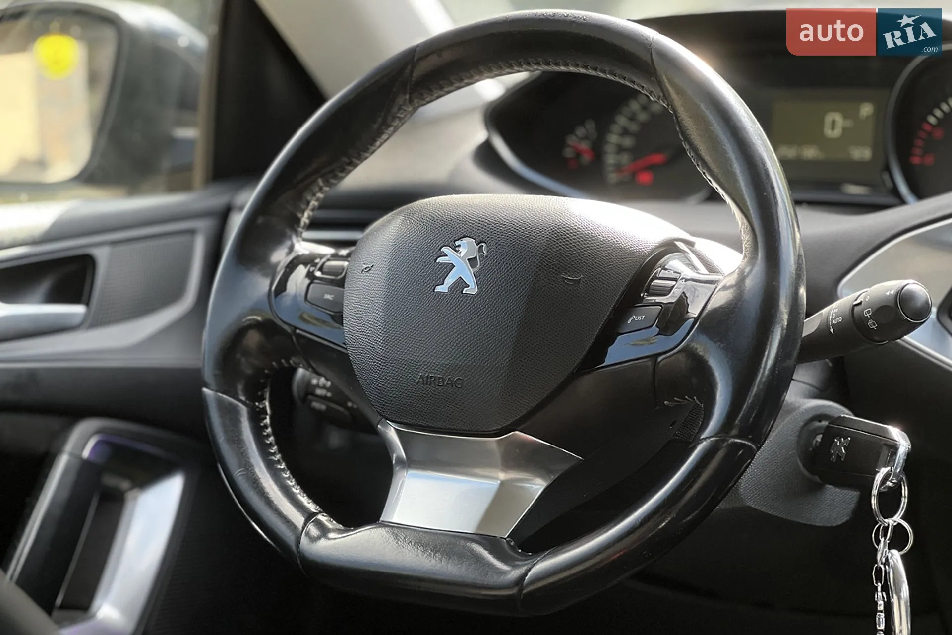 2017 Peugeot 308 - мініатюра 13