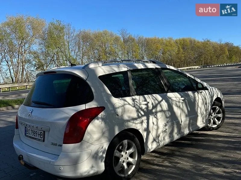 Peugeot 308 2011