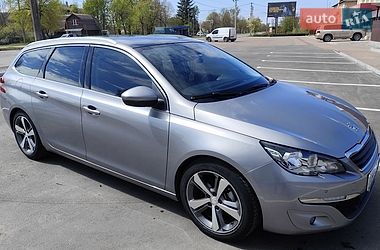 Универсал Peugeot 308 2014 в Коростене