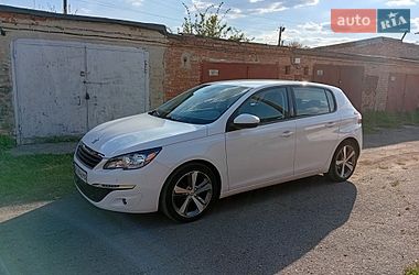 Хэтчбек Peugeot 308 2016 в Виннице