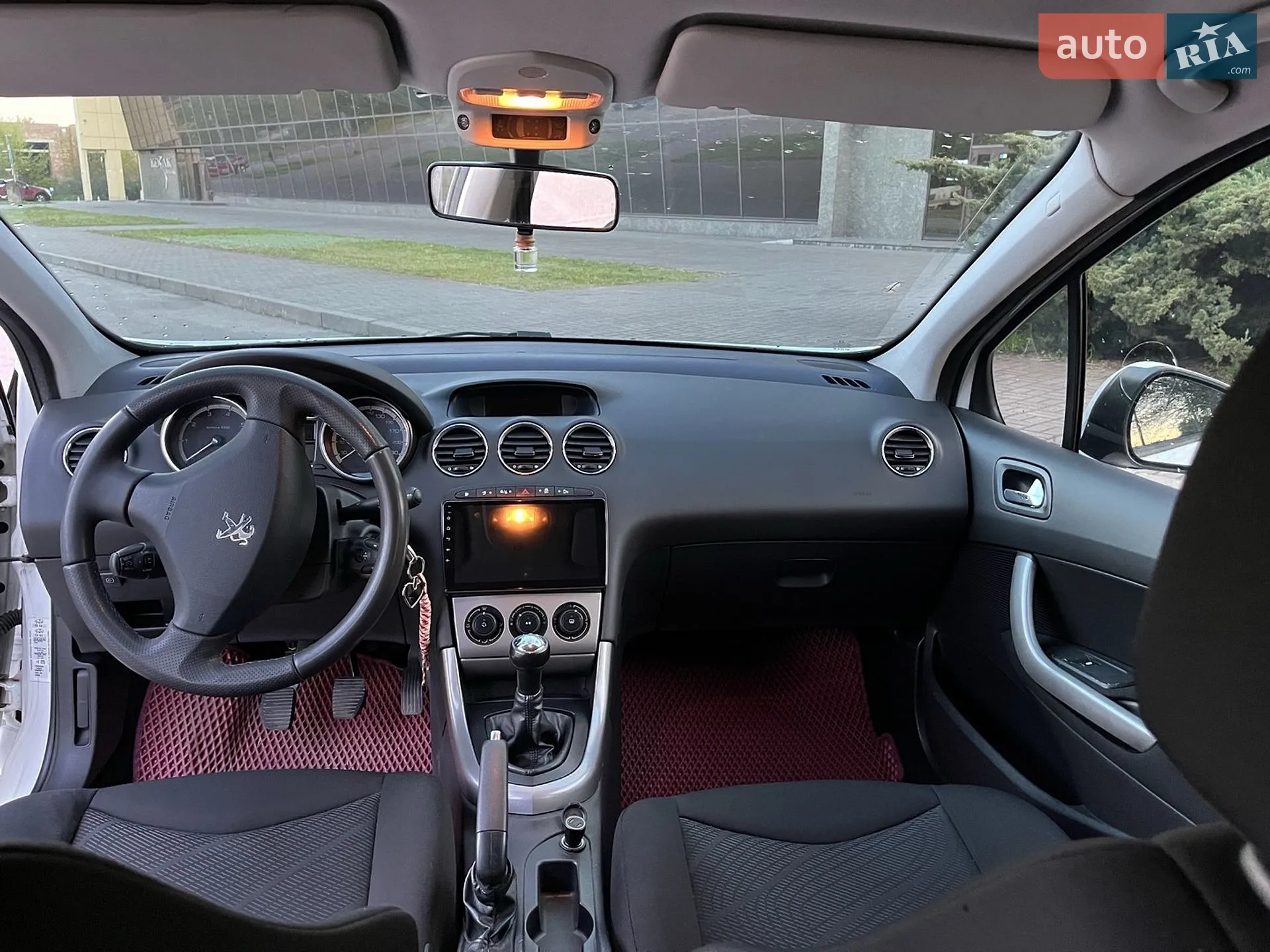 2011 Peugeot 308 - мініатюра 8