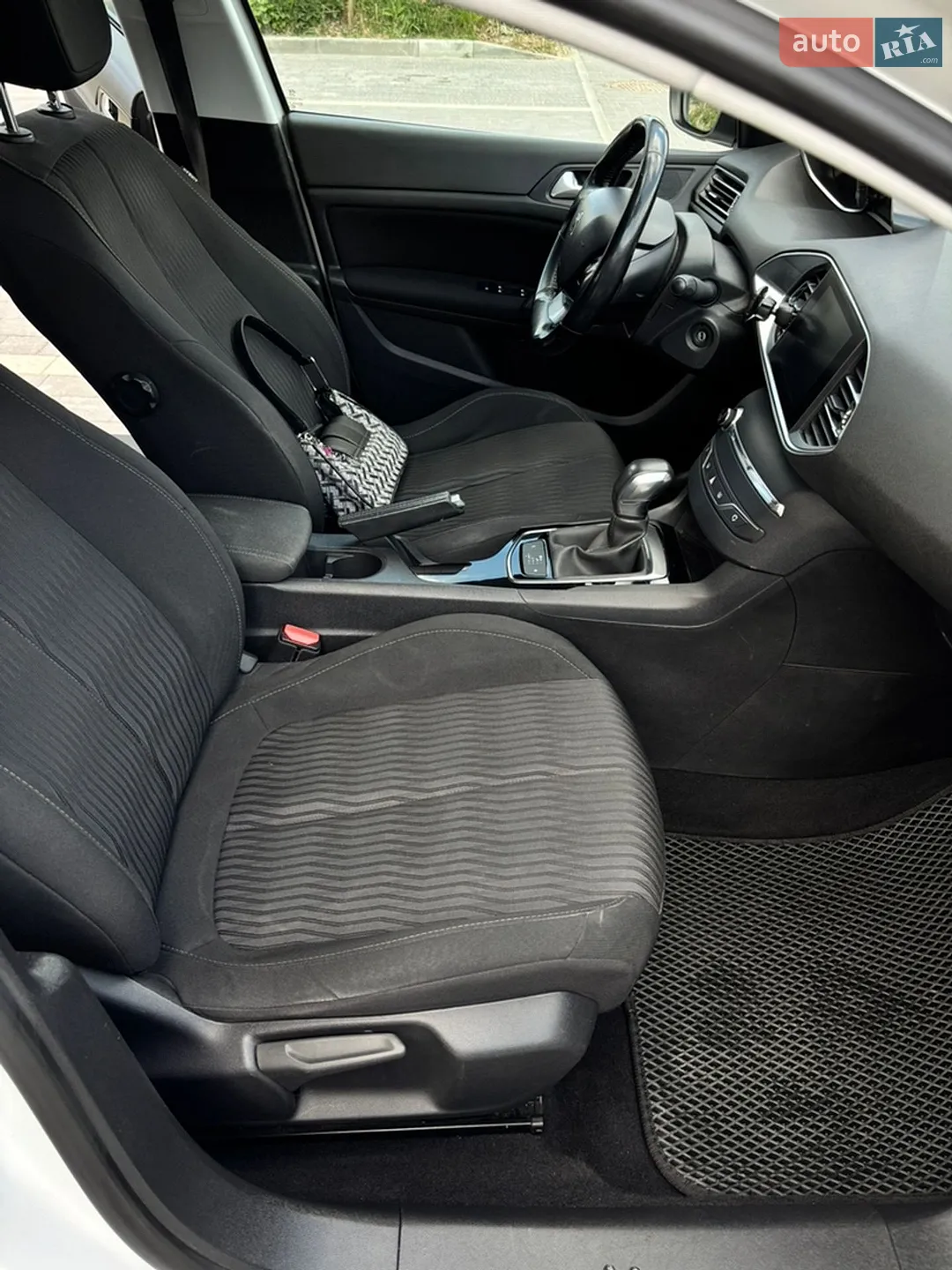 2016 Peugeot 308 - мініатюра 17