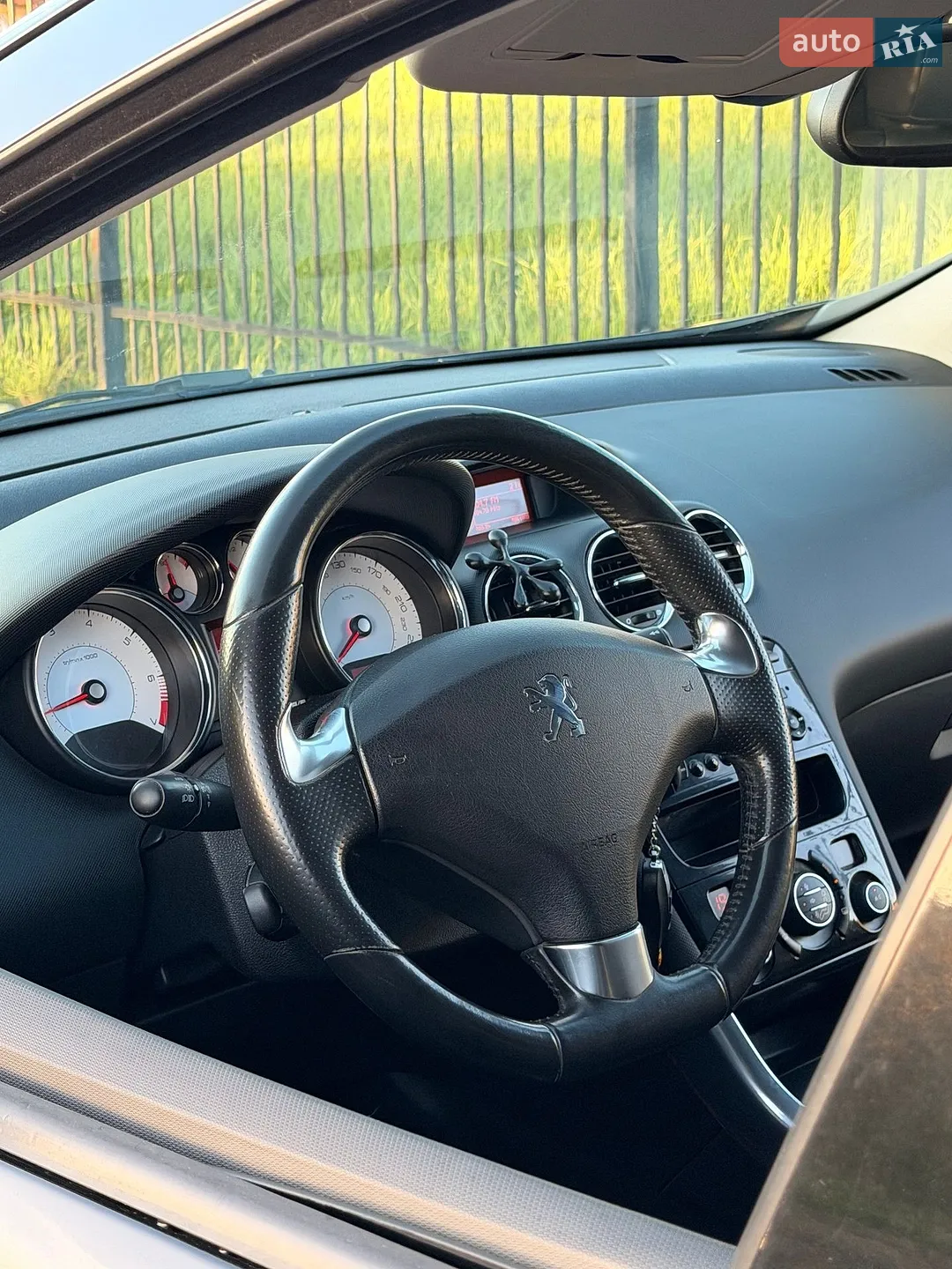 2010 Peugeot 308 - мініатюра 10