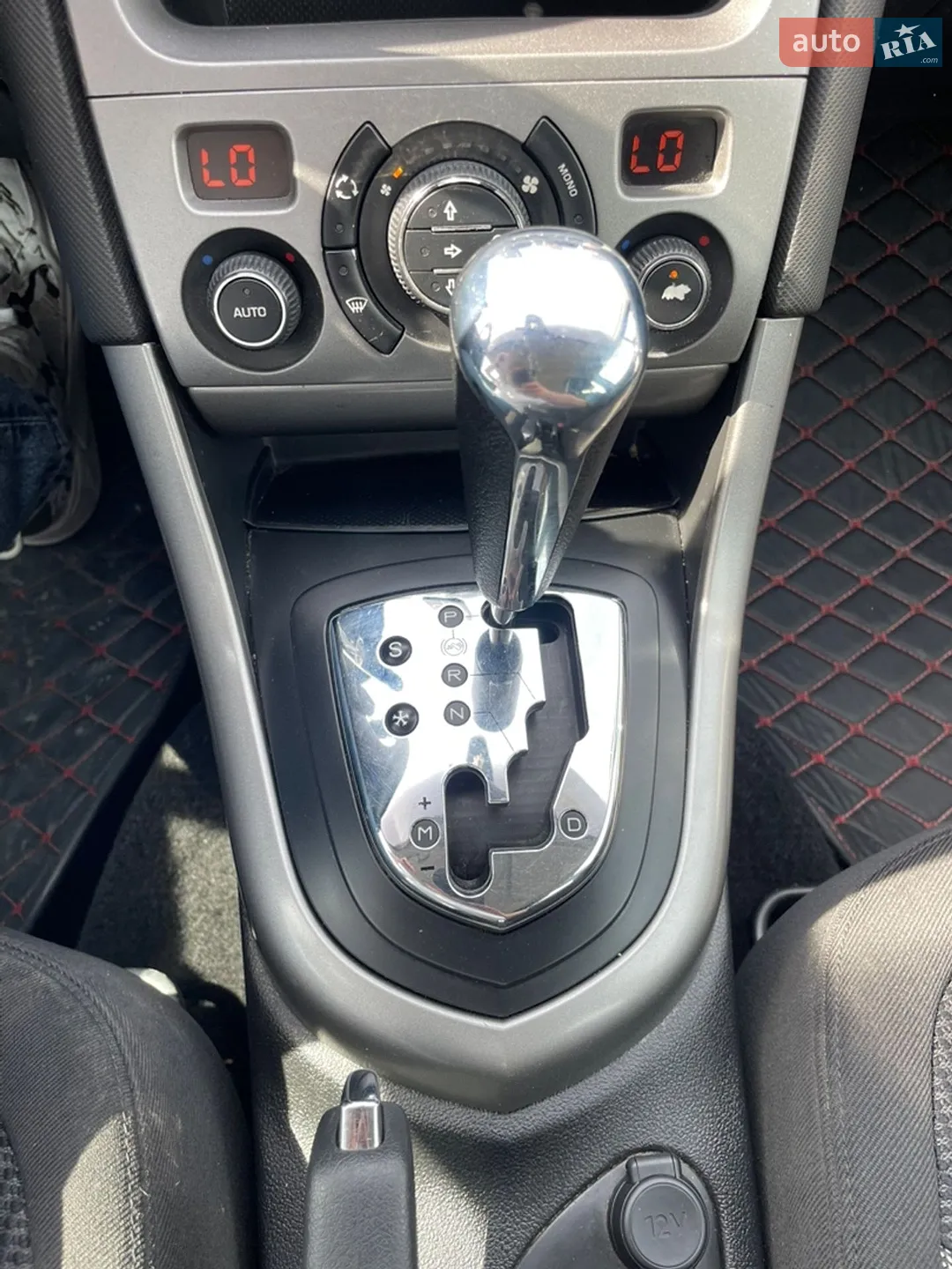 2011 Peugeot 308 - мініатюра 14