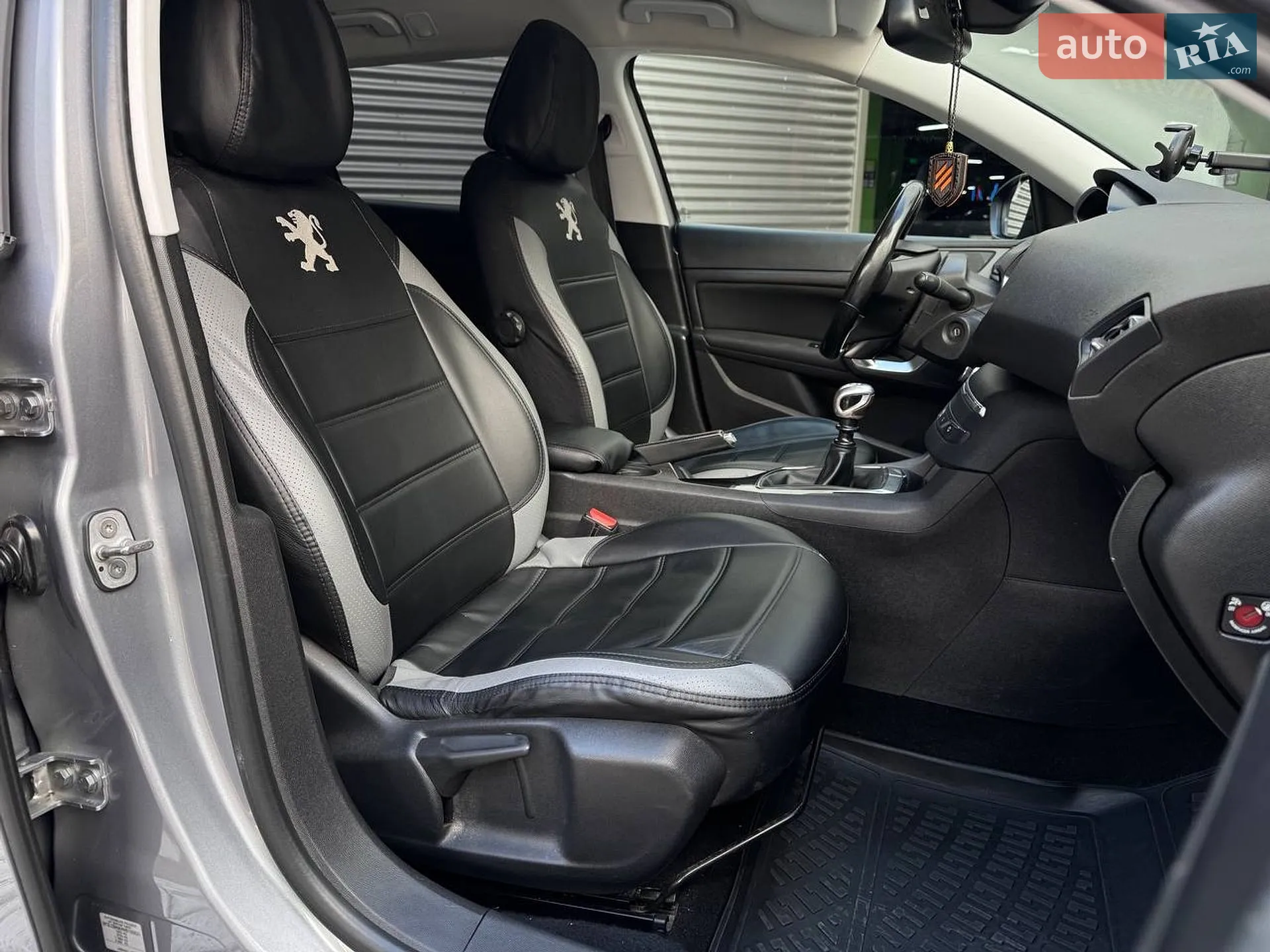 2017 Peugeot 308 - мініатюра 11