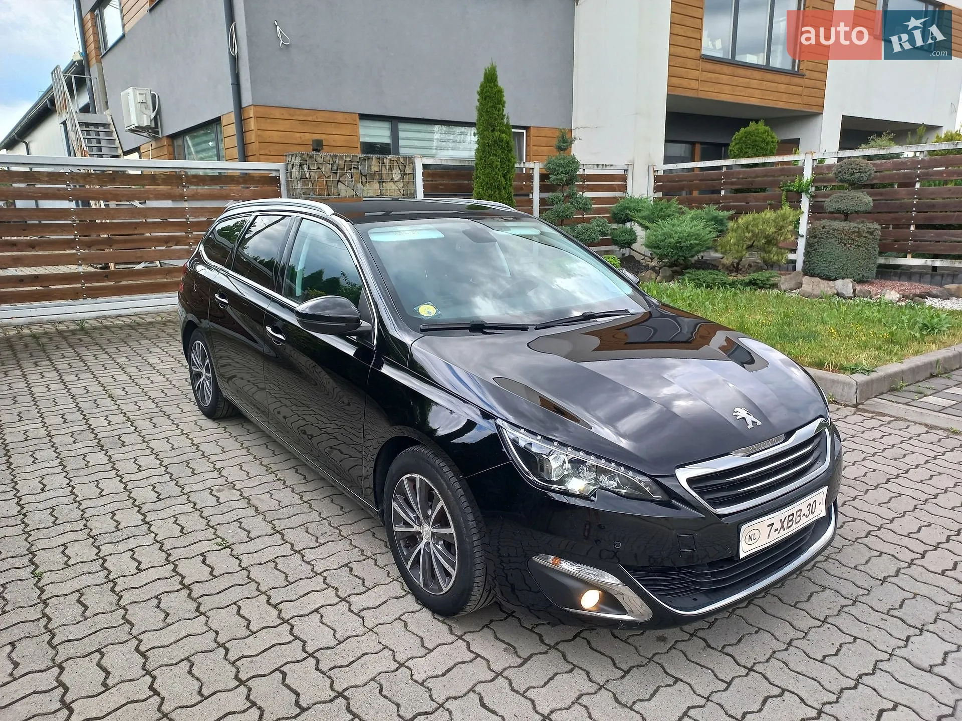 2014 Peugeot 308 - мініатюра 14