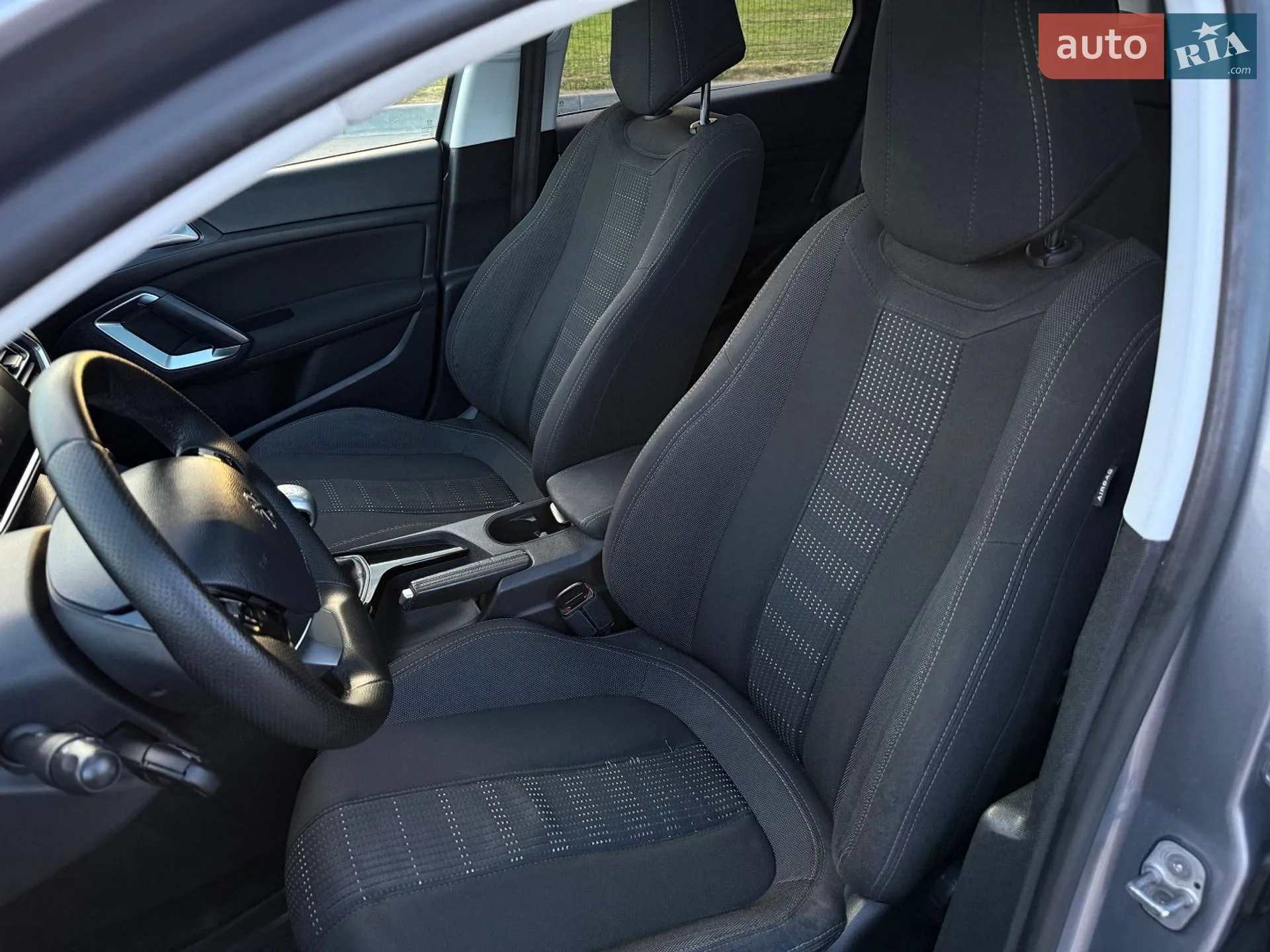 2015 Peugeot 308 - мініатюра 14