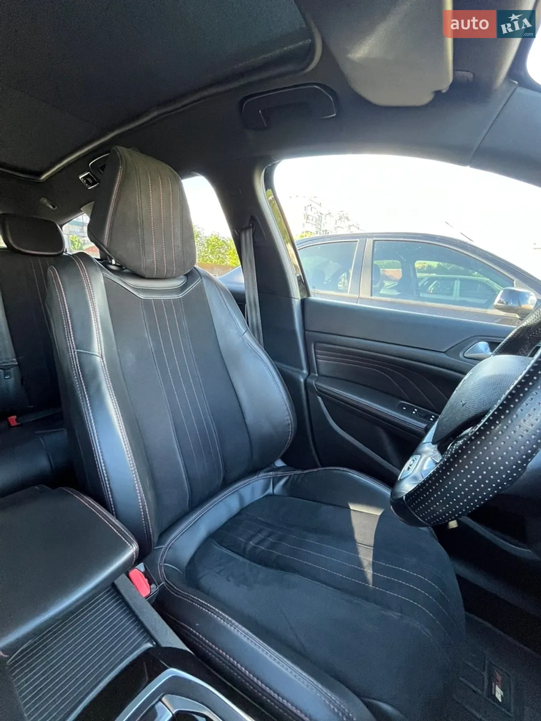 2015 Peugeot 308 - мініатюра 17