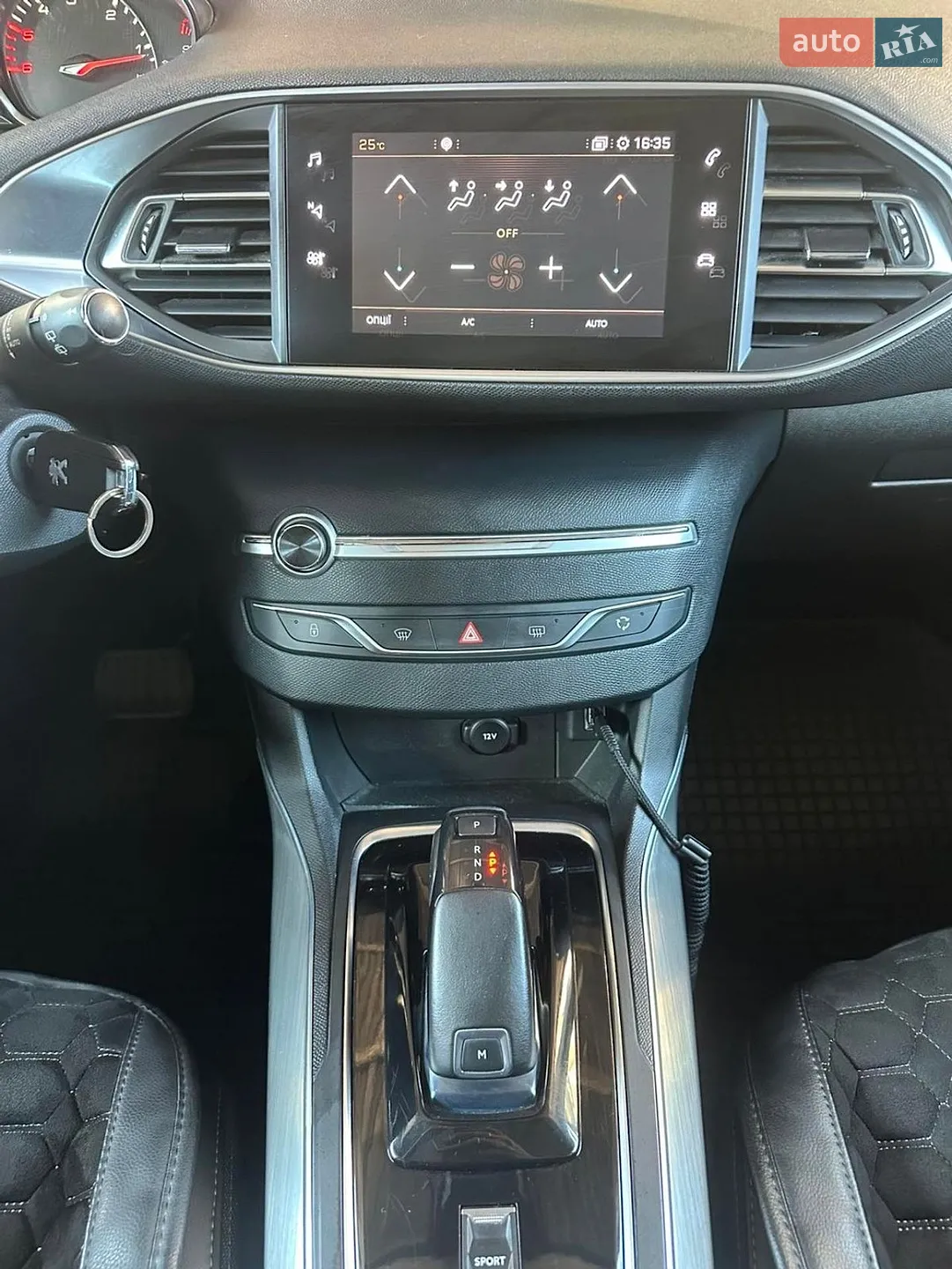 2018 Peugeot 308 - мініатюра 11