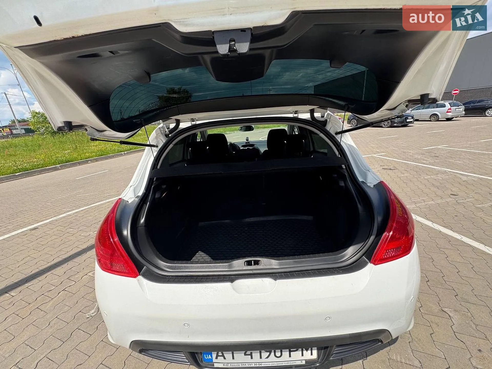 2013 Peugeot 308 - мініатюра 13