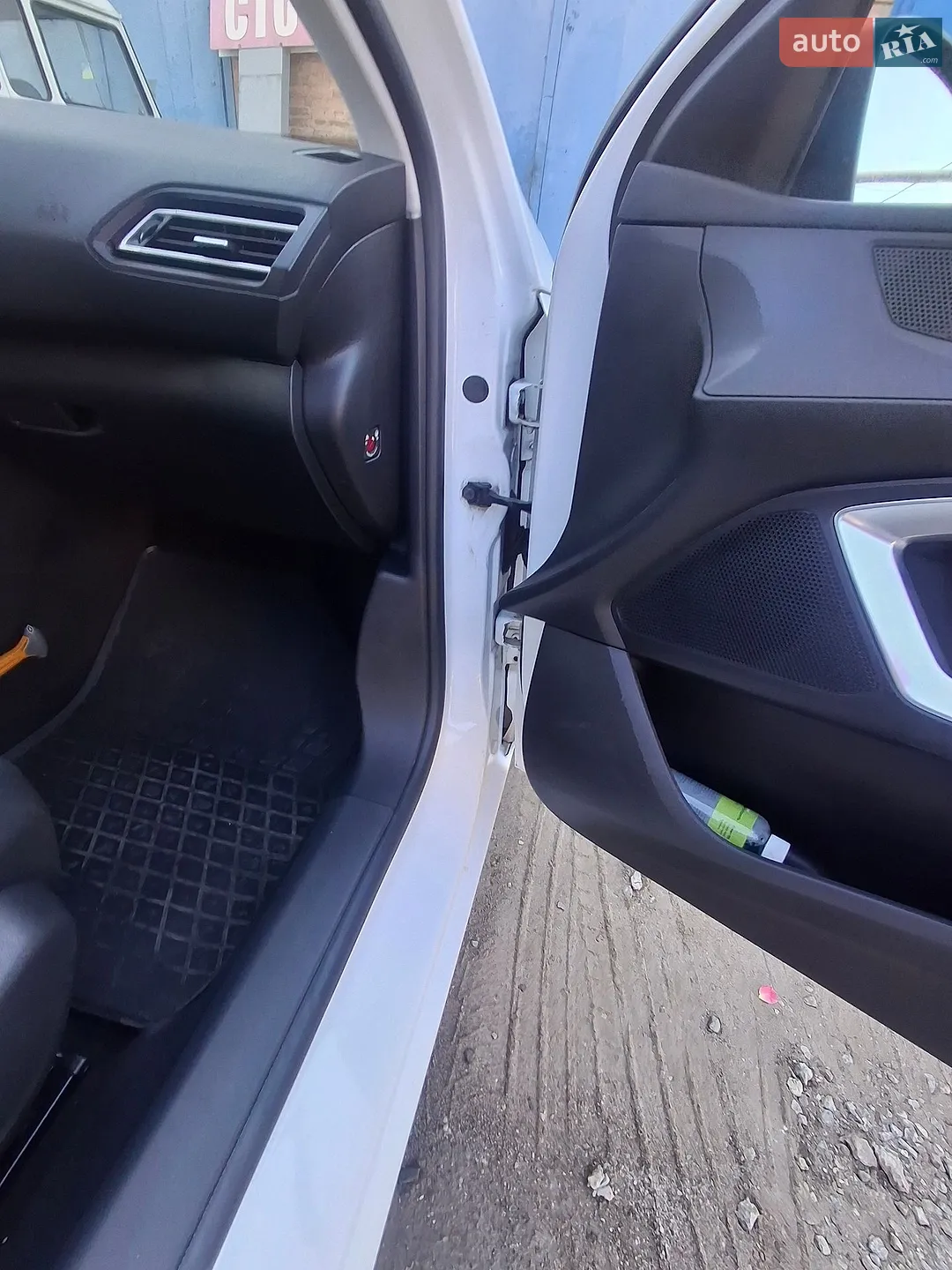 2015 Peugeot 308 - мініатюра 10