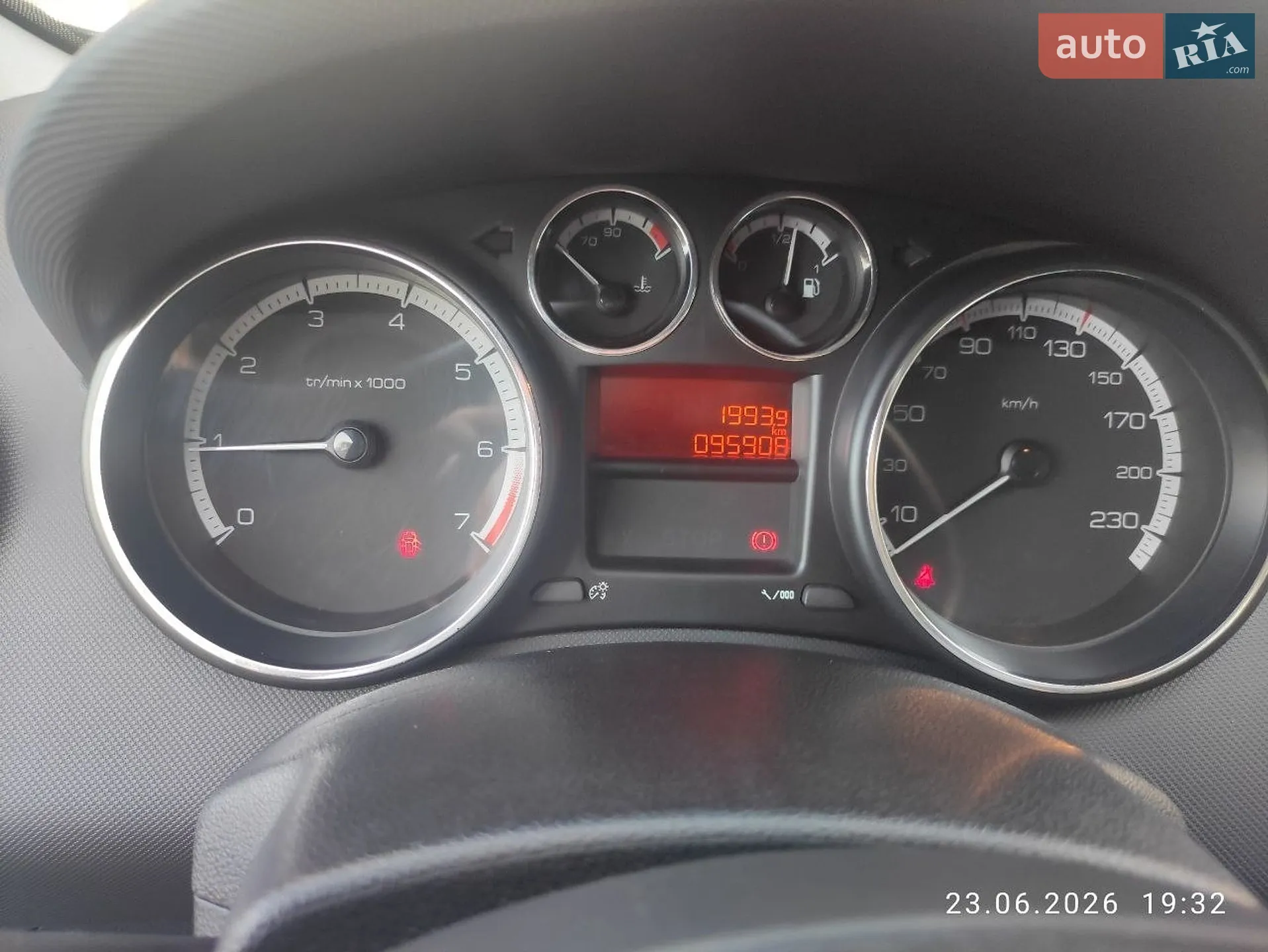2011 Peugeot 308 - мініатюра 14
