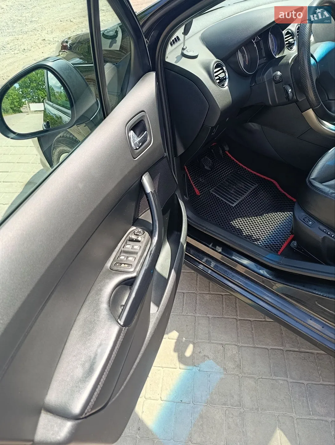 Peugeot 308 2008 VIN VF34H5FWC55302615 фото оголошення 24 з 42
