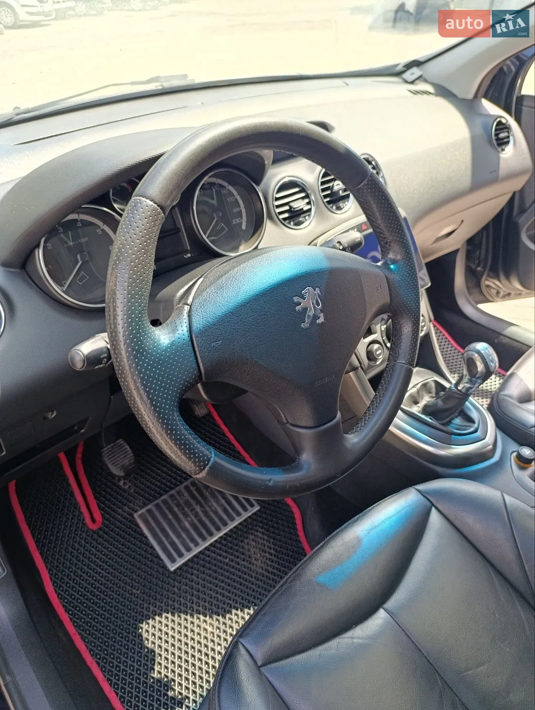 Peugeot 308 2008 VIN VF34H5FWC55302615 фото оголошення 27 з 42