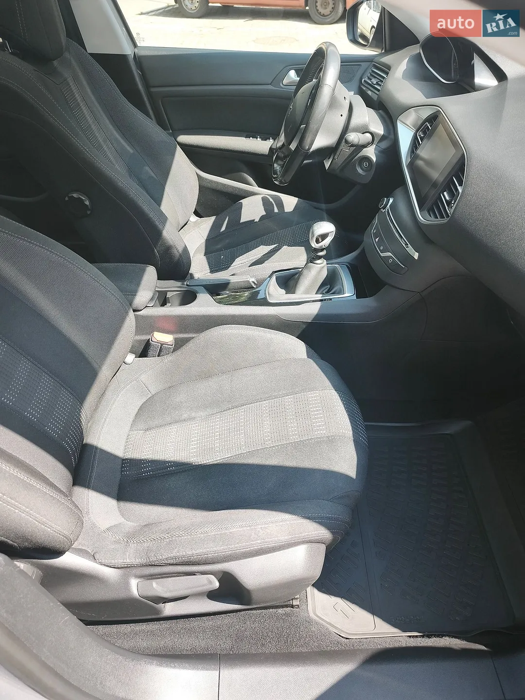 2015 Peugeot 308 - мініатюра 15
