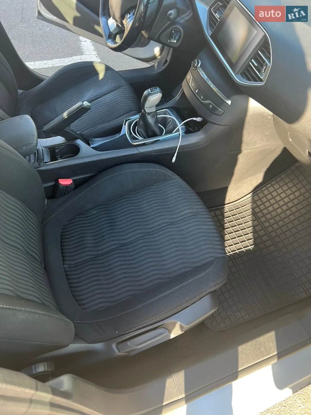 2016 Peugeot 308 - мініатюра 13