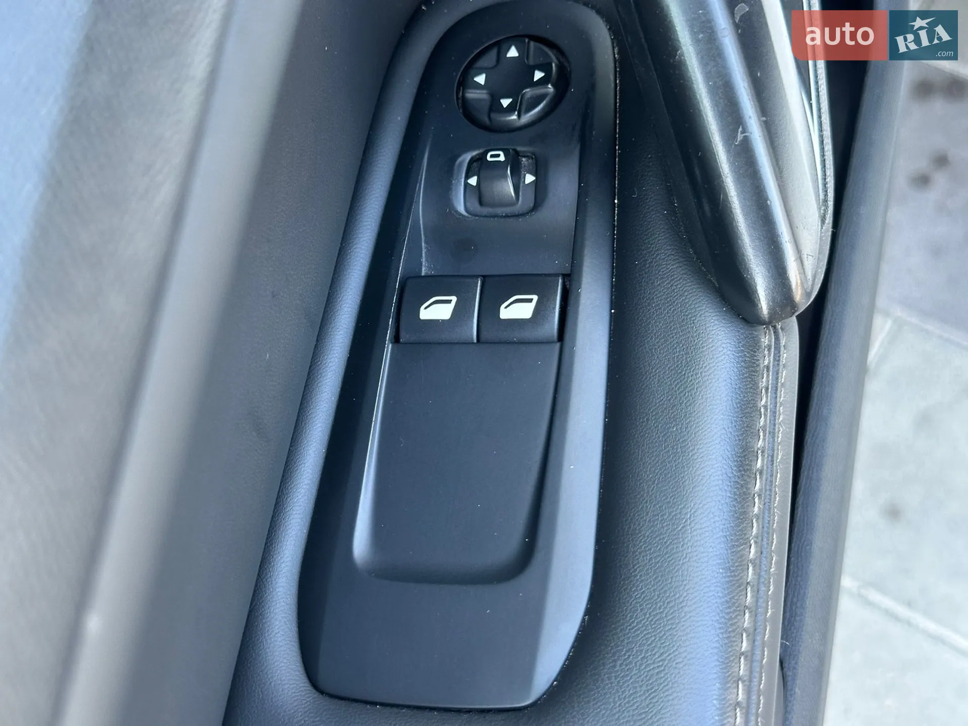 2015 Peugeot 308 - мініатюра 14