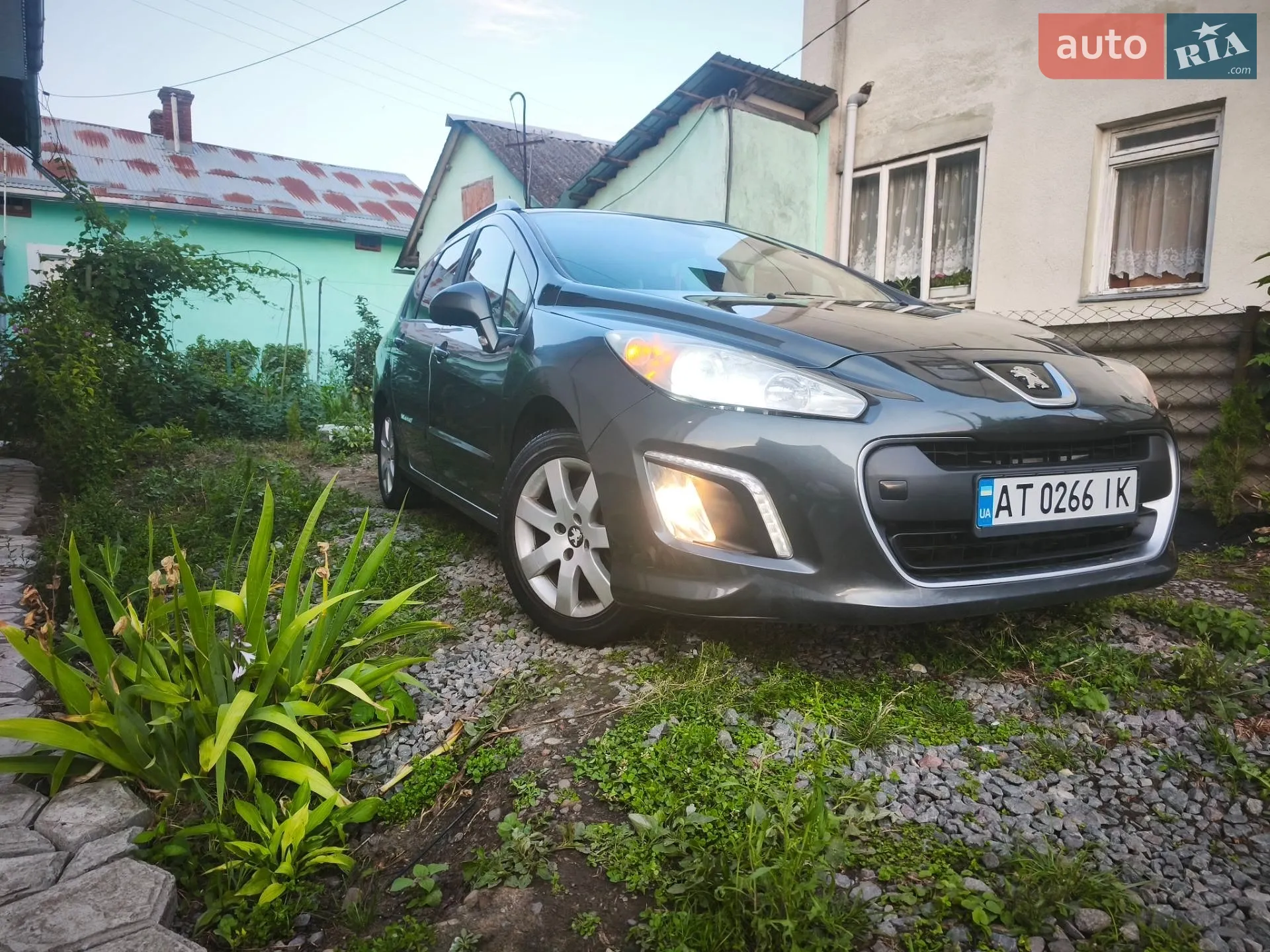 2012 Peugeot 308 - мініатюра 2