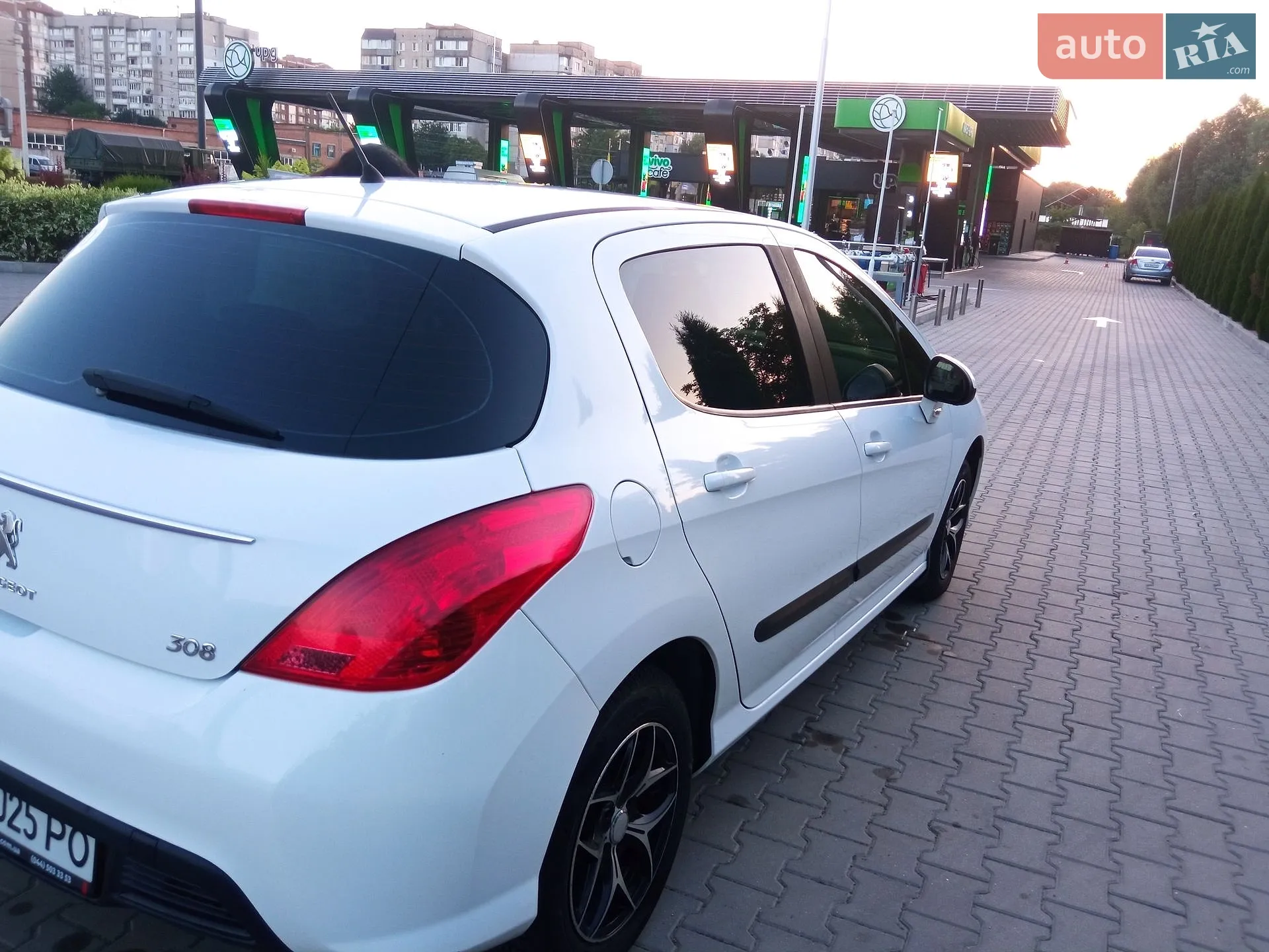 2013 Peugeot 308 - мініатюра 9