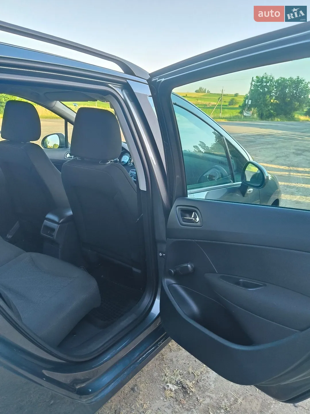 2010 Peugeot 308 - мініатюра 10