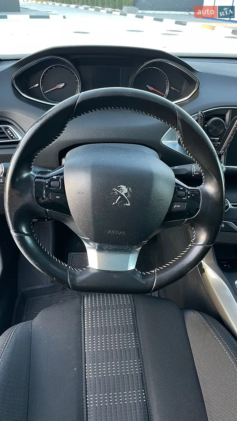 2015 Peugeot 308 - мініатюра 32