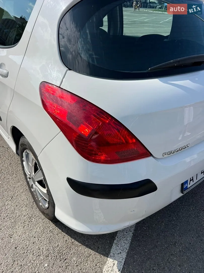 2010 Peugeot 308 - мініатюра 11