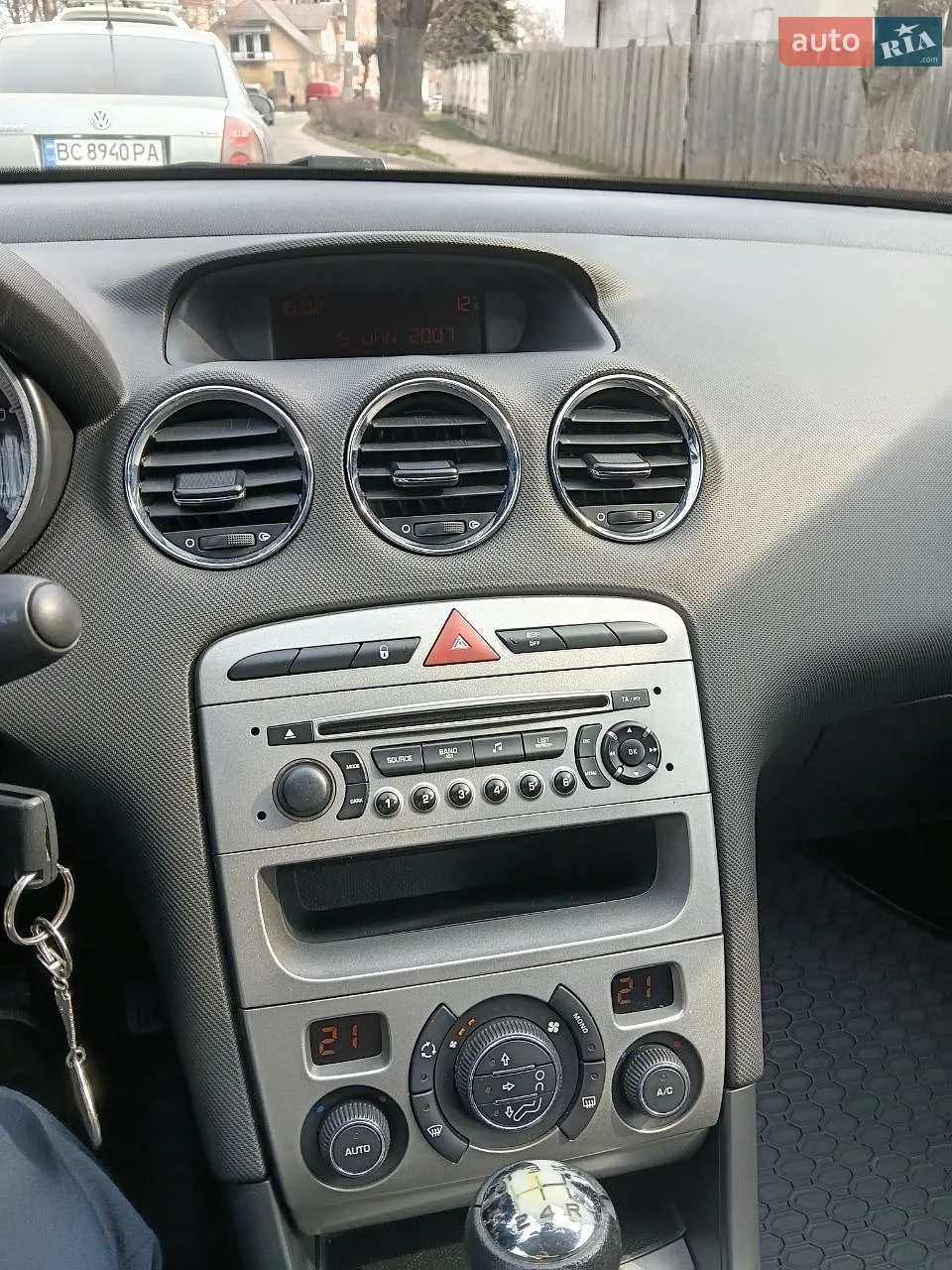 2010 Peugeot 308 - мініатюра 10